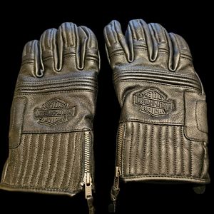 Black Harley Davidson gloves